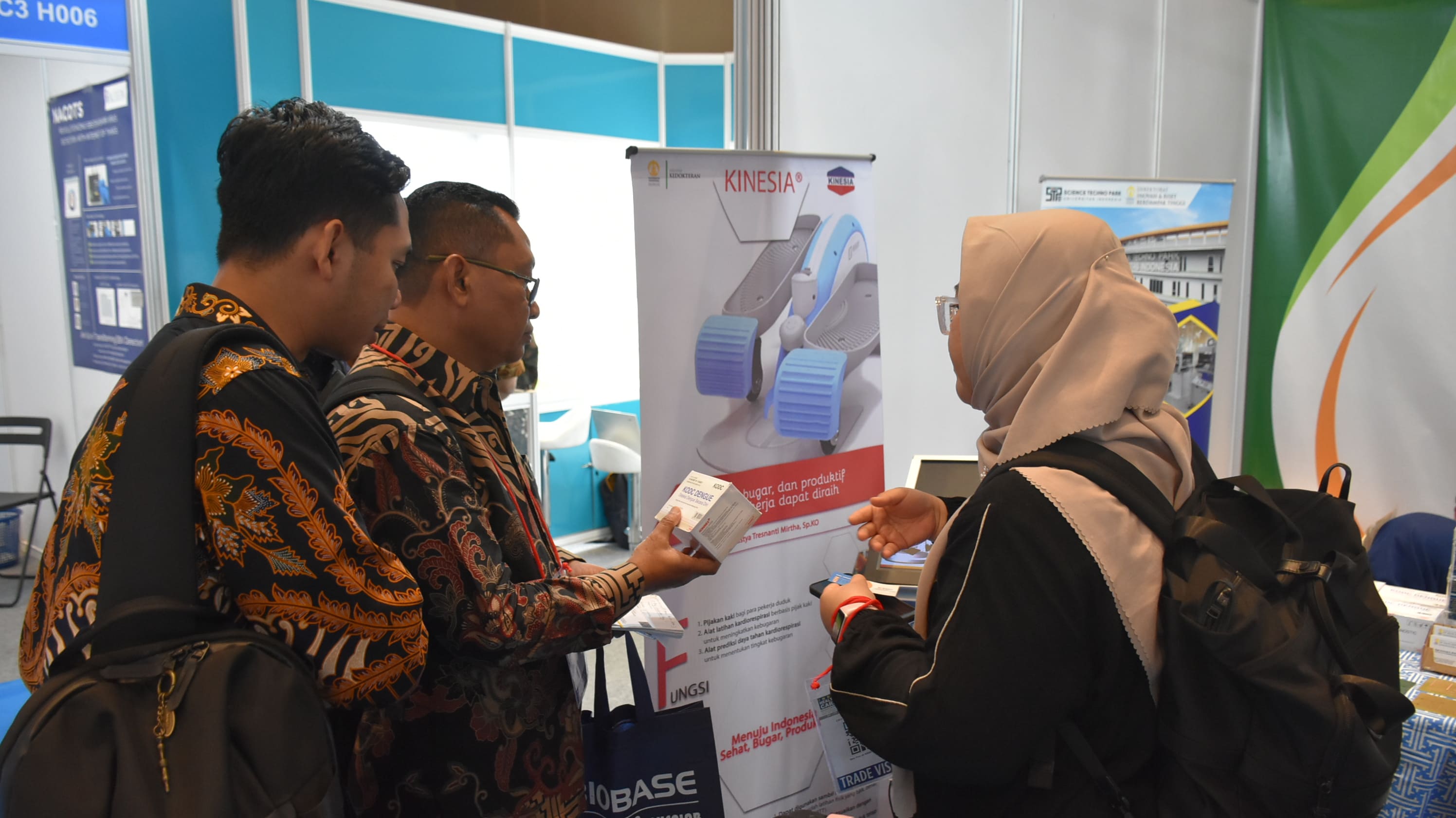 UI Pamerkan Hasil Hilirisasi Inovasi pada Indo Healthcare Gakeslab Expo 2025