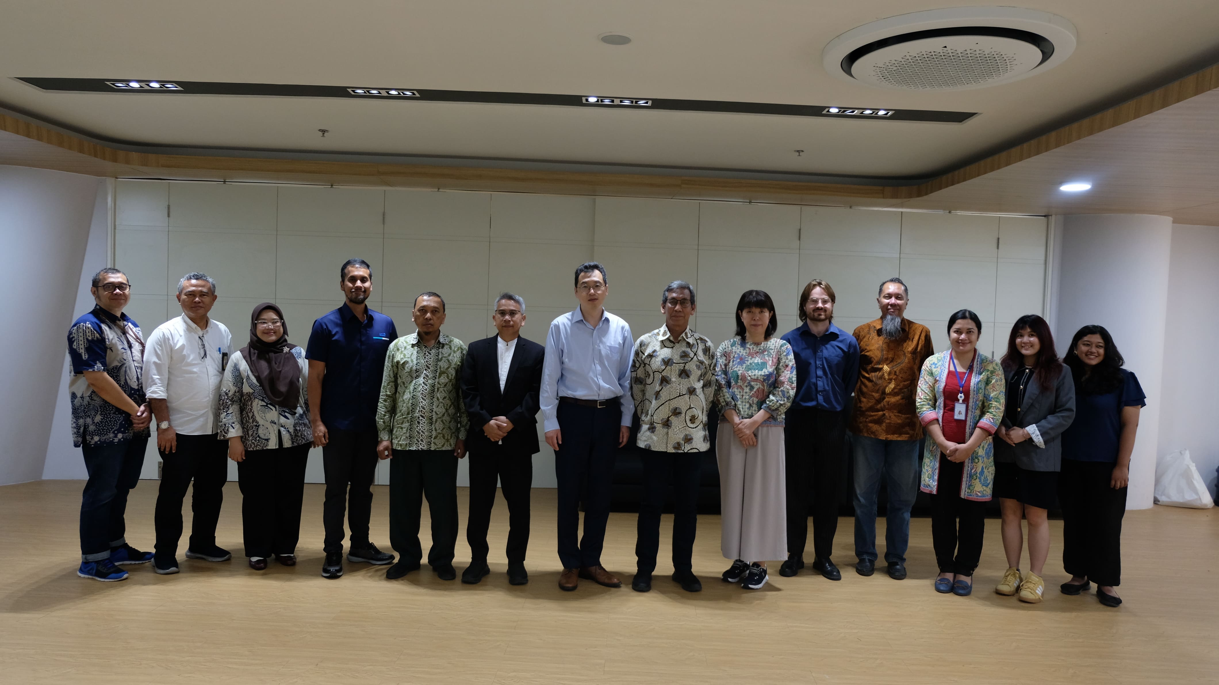 UI Menjadi Tuan Rumah Consultation Workshop on Triple Helix, Fokus pada Kendaraan Listrik dan Teknologi Medis